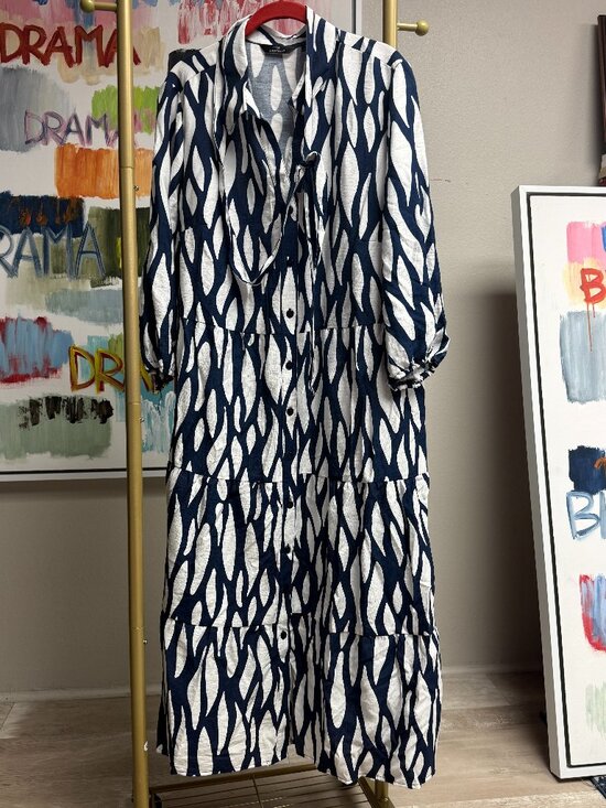Mlle Gabrielle Dresses & Skirts - Beautiful Blue & White Midi-Dress MLLE GABRIELLE